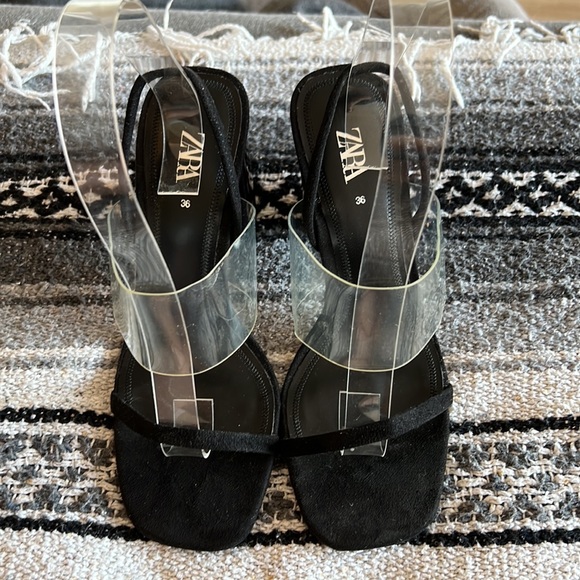Zara vegan suede / clear plastic, 3 strap, 4’ black heels - Picture 9 of 12